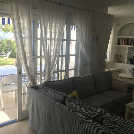 La Marina Pasito Blanco
